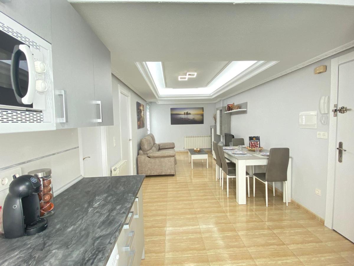 Vivienda En Pleno Centro! Calle Doctrinos 3 Salamanca Exterior foto